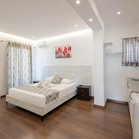 Irdi Bed & Breakfast Ksamil