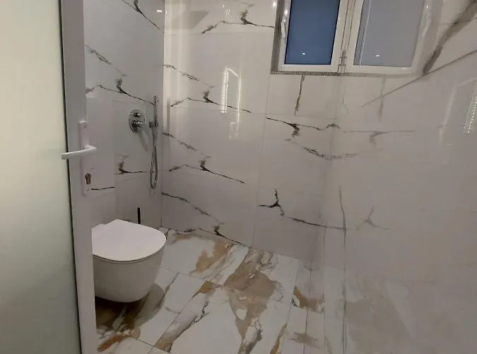 Irdi Bed & Breakfast Ksamil