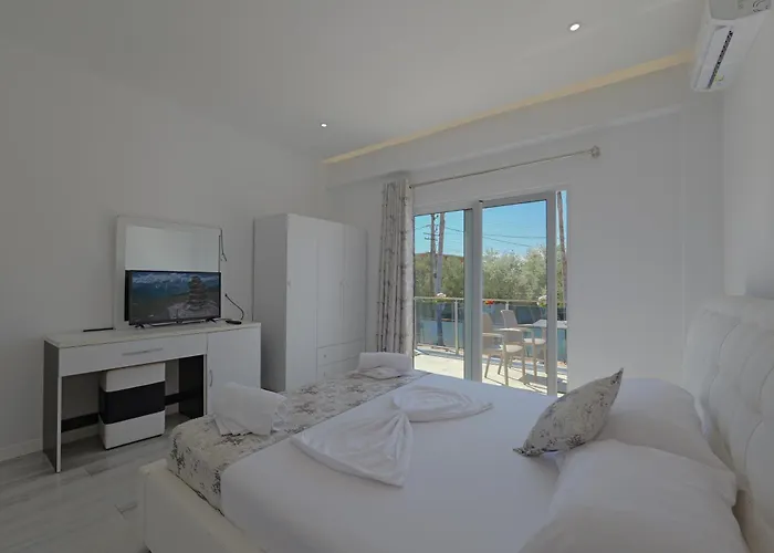 Irdi Bed & Breakfast Ksamil