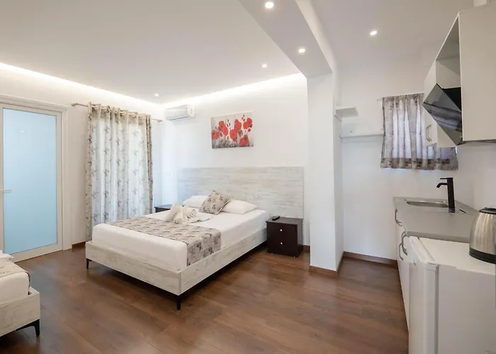 Irdi Bed & Breakfast Ksamil