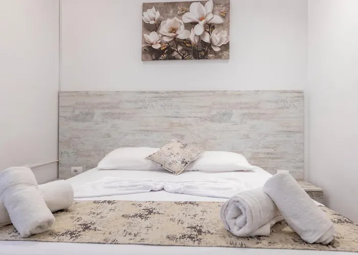 Irdi Bed & Breakfast 4*