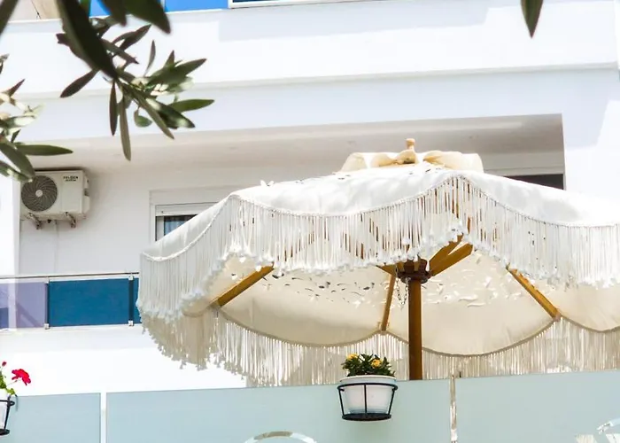 Irdi Bed & Breakfast 4*