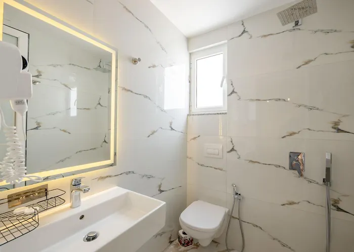 Bed & Breakfast Irdi Ksamil