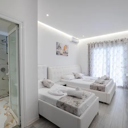 Irdi Oda ve Kahvaltı 4*